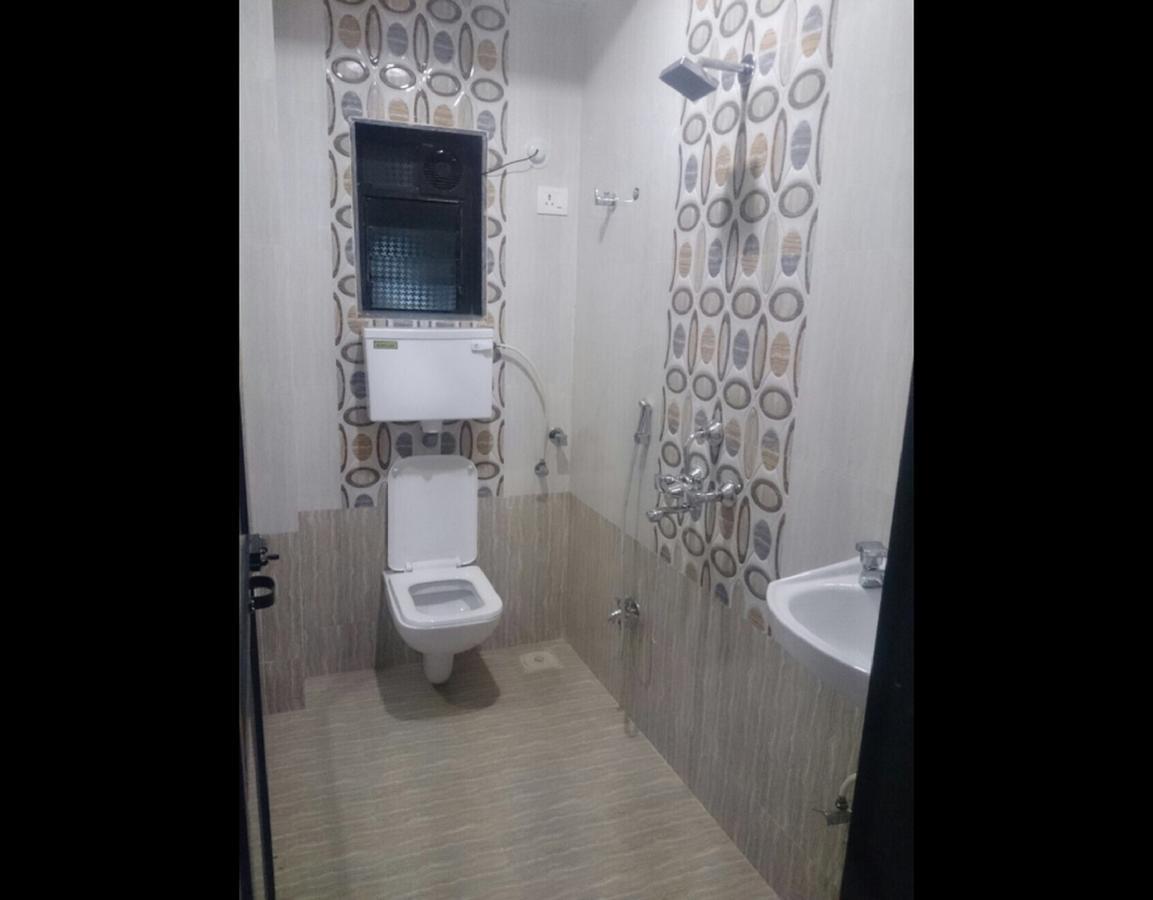 Prince International Navi Mumbai Luaran gambar