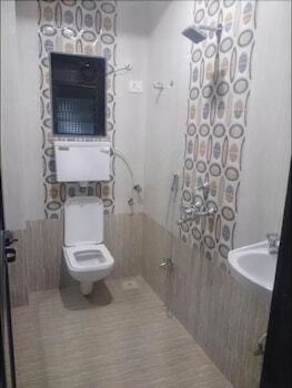 Prince International Navi Mumbai Luaran gambar